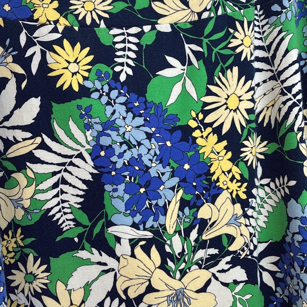 Talbots Navy knit maxi skirt beautiful floral size M - Picture 2 of 5